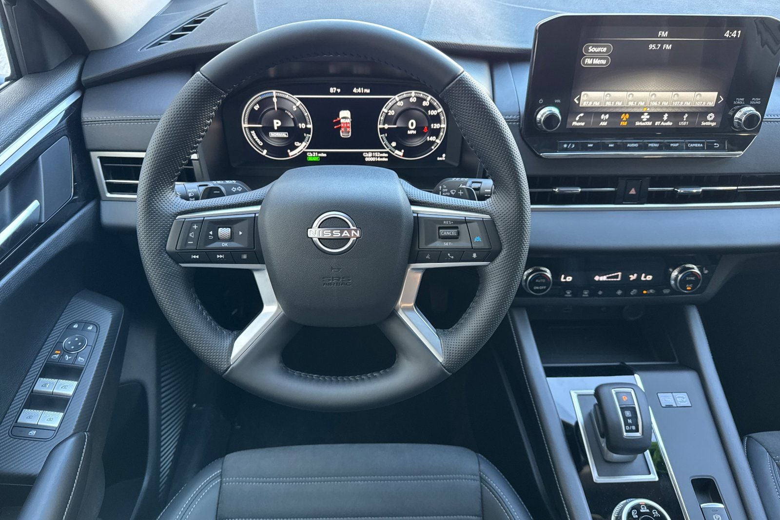 2026 Nissan Rogue SL