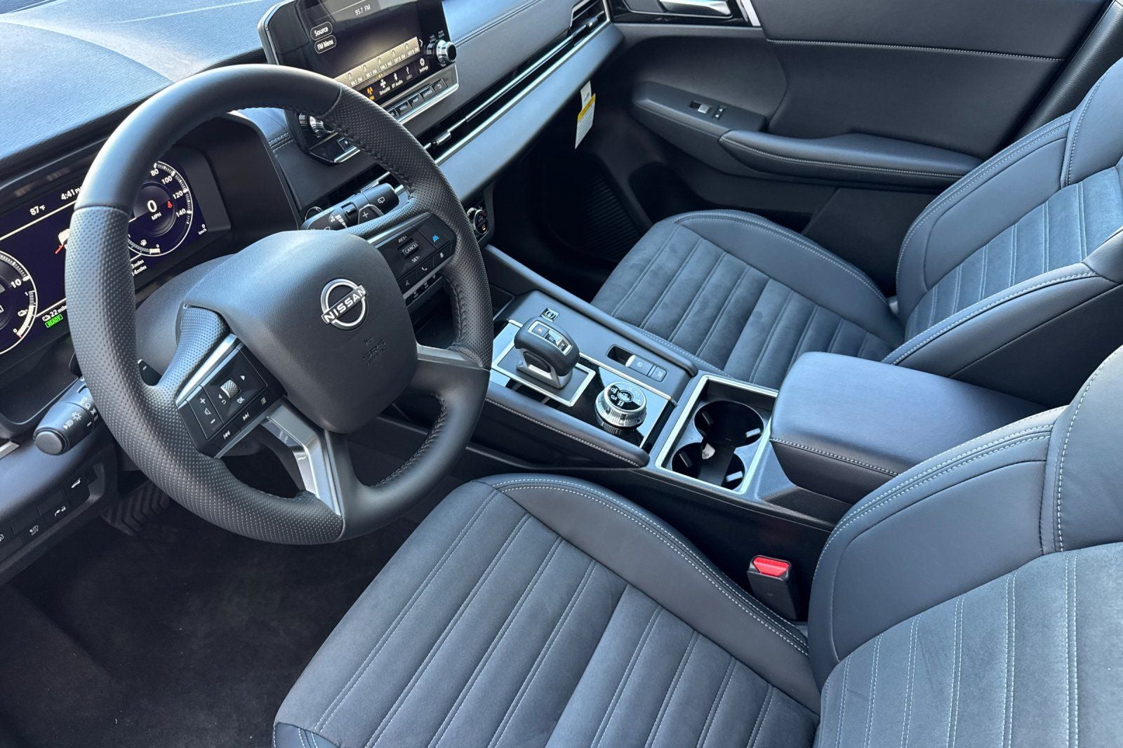 2026 Nissan Rogue SL