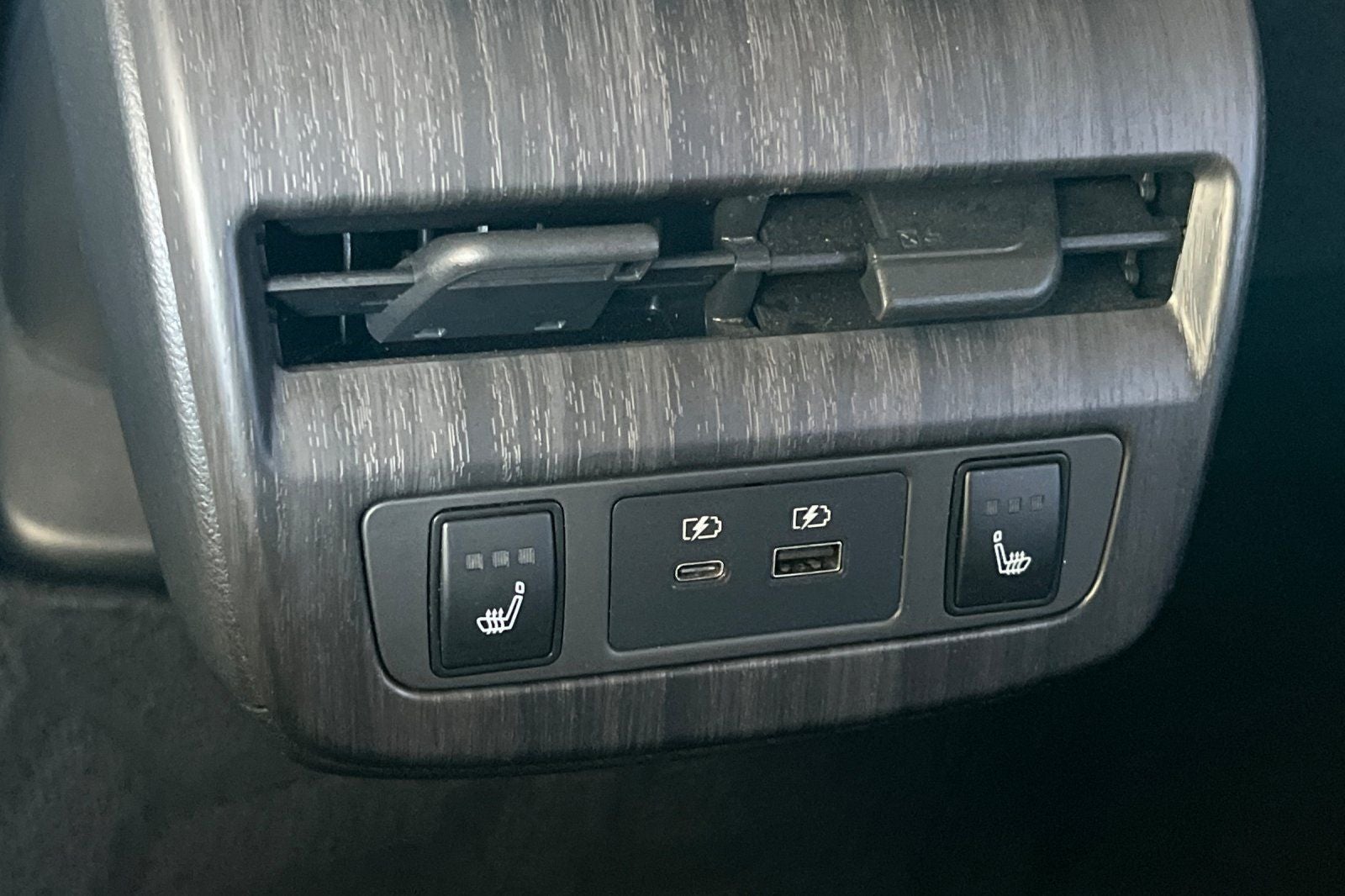 2024 Nissan Ariya ENGAGE