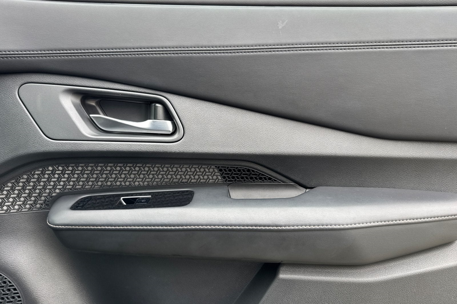 2024 Nissan Ariya ENGAGE