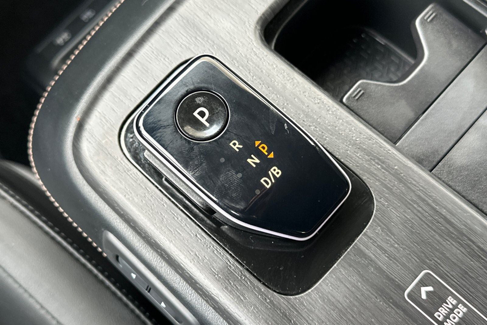 2024 Nissan Ariya ENGAGE