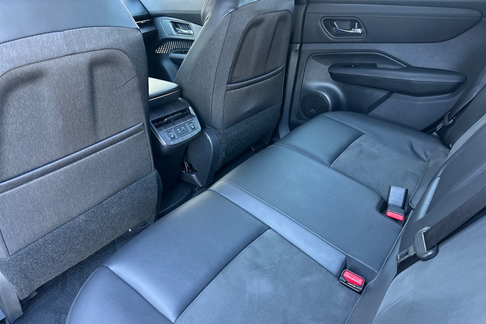 2024 Nissan Ariya ENGAGE