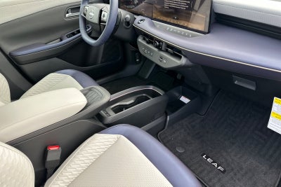 2026 Nissan Leaf PLATINUM+