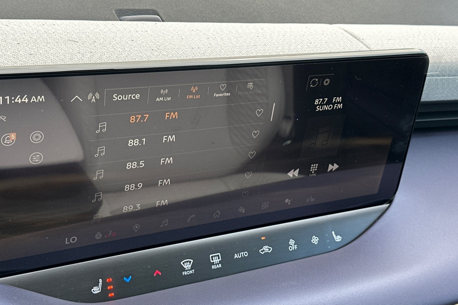 2026 Nissan Leaf PLATINUM+