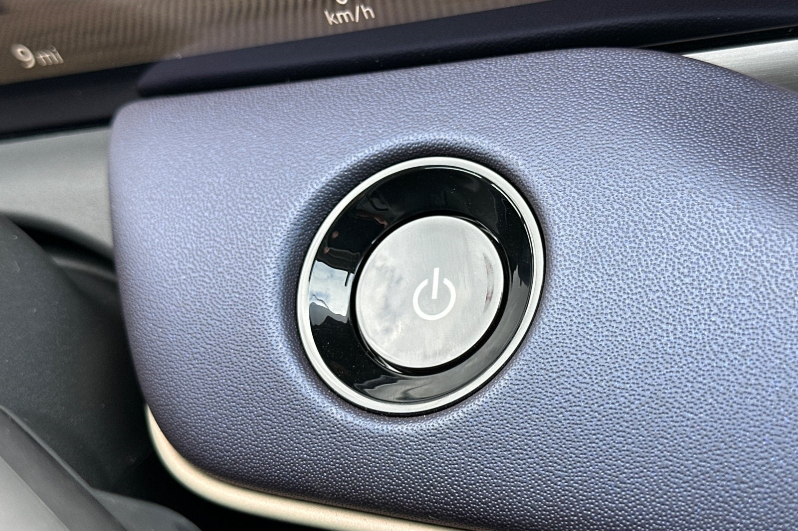 2026 Nissan Leaf PLATINUM+