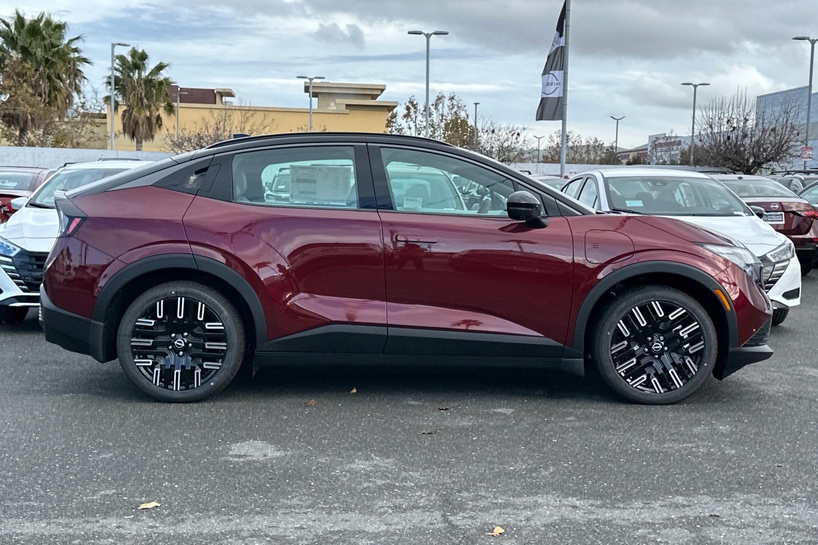 2026 Nissan Leaf PLATINUM+