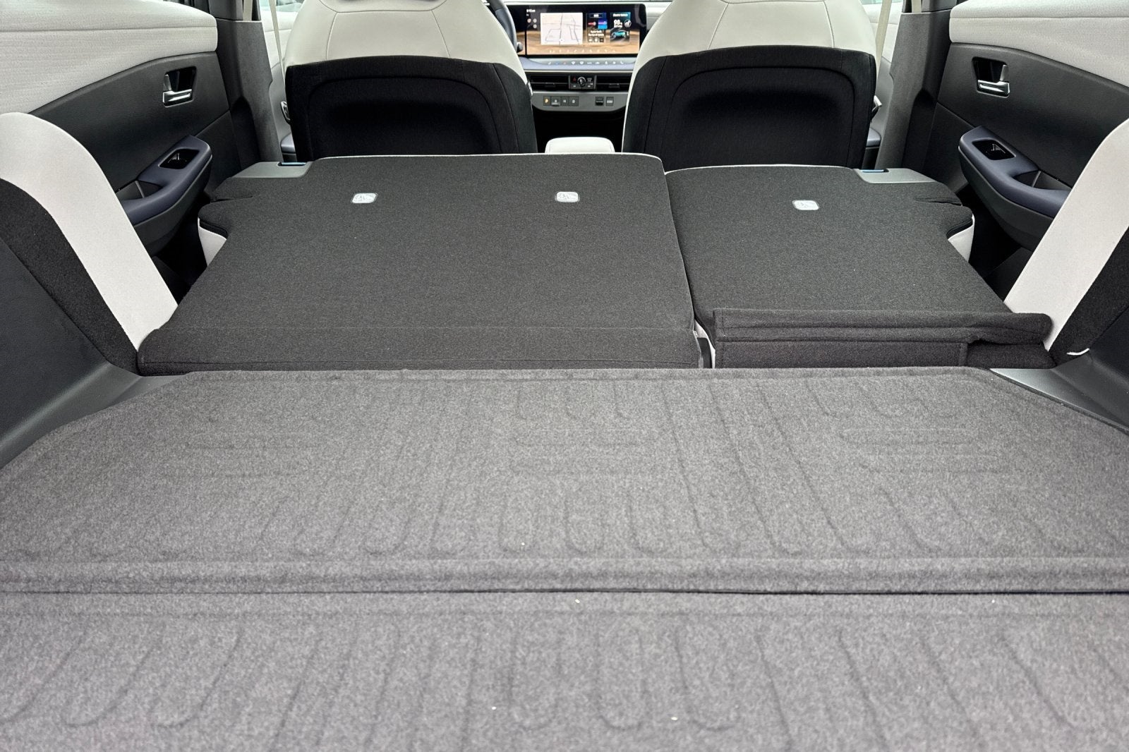 2026 Nissan Leaf PLATINUM+