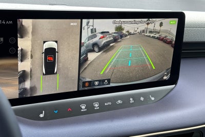 2026 Nissan Leaf PLATINUM+