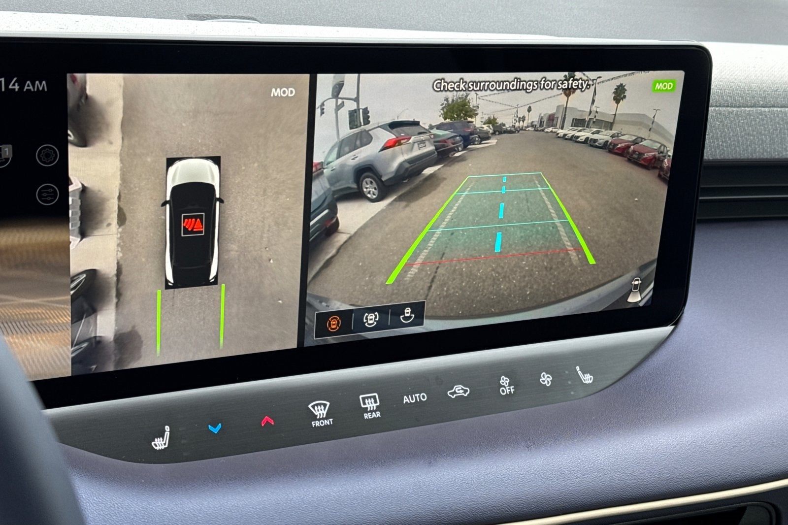 2026 Nissan Leaf PLATINUM+