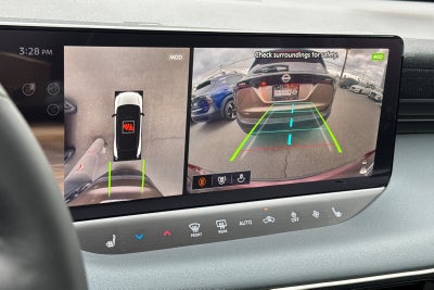 2026 Nissan Leaf PLATINUM+