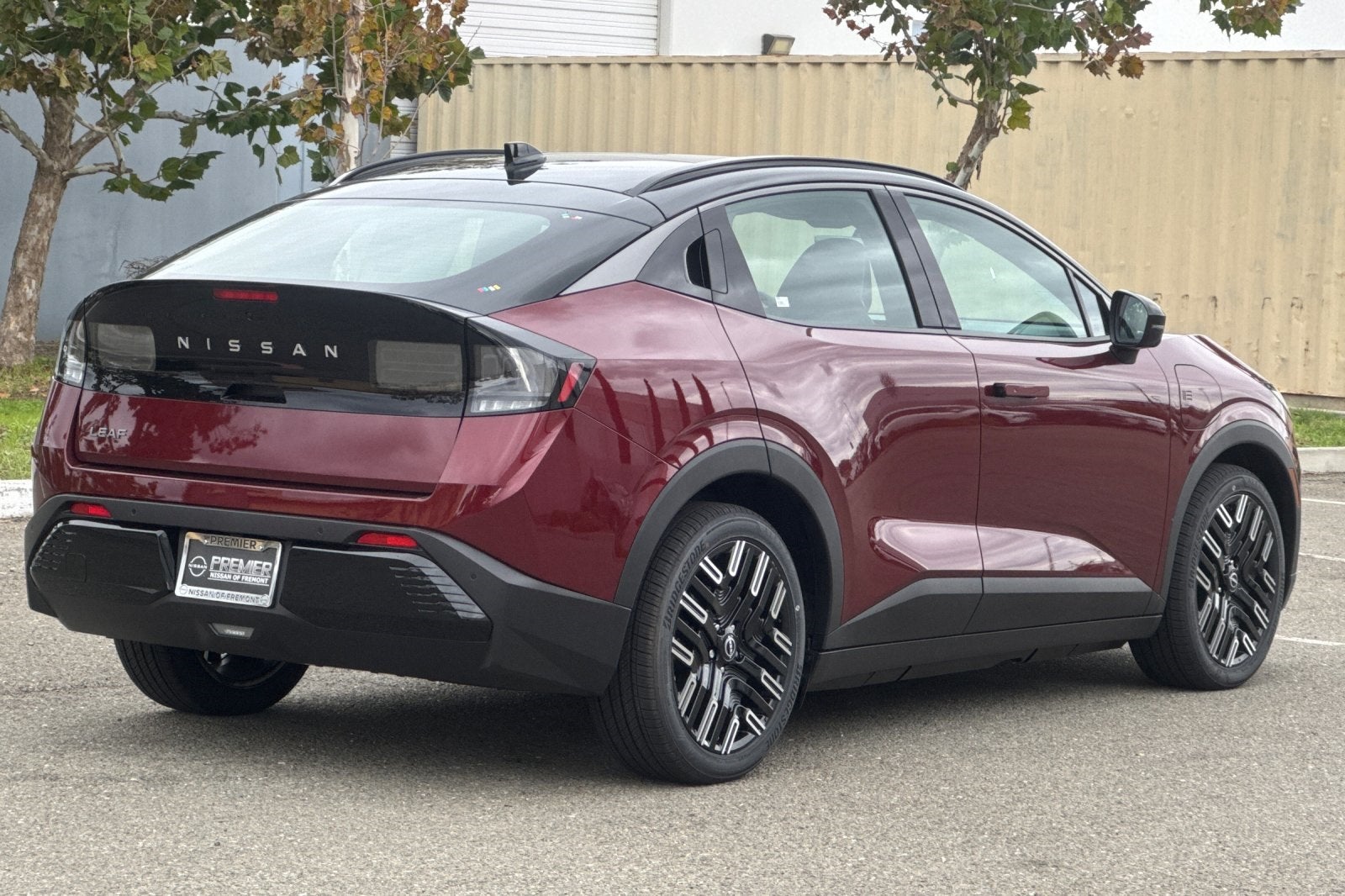 2026 Nissan Leaf PLATINUM+