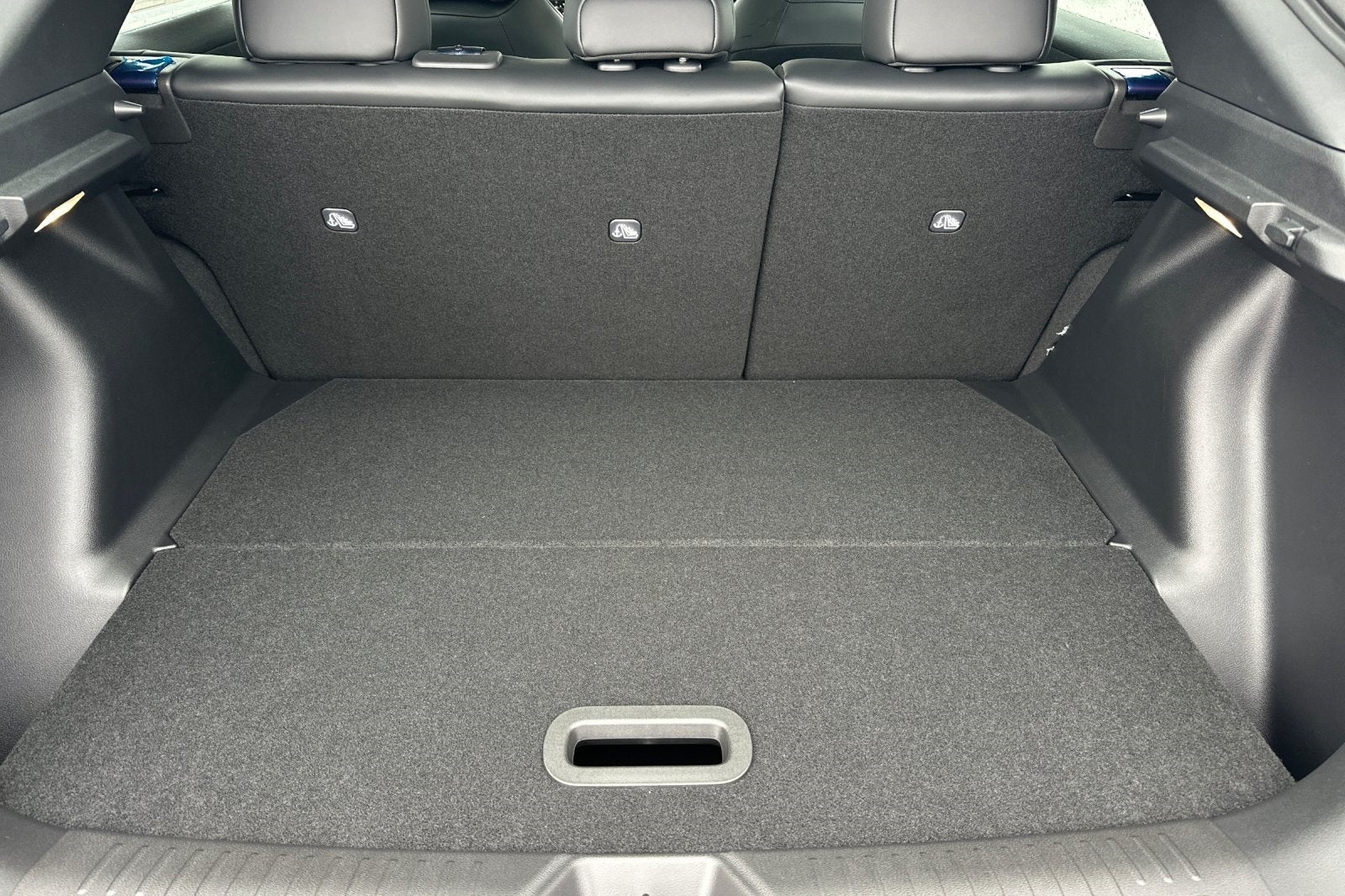 2026 Nissan Leaf PLATINUM+