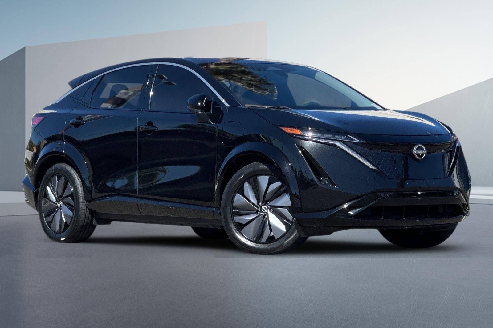 2023 Nissan Ariya VENTURE+