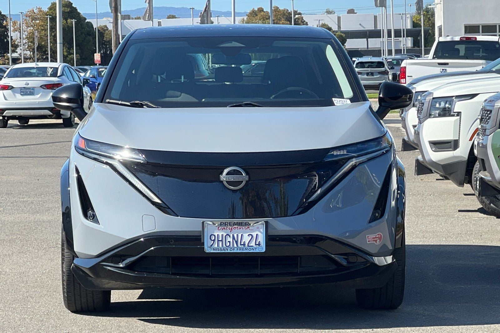 2023 Nissan Ariya VENTURE+