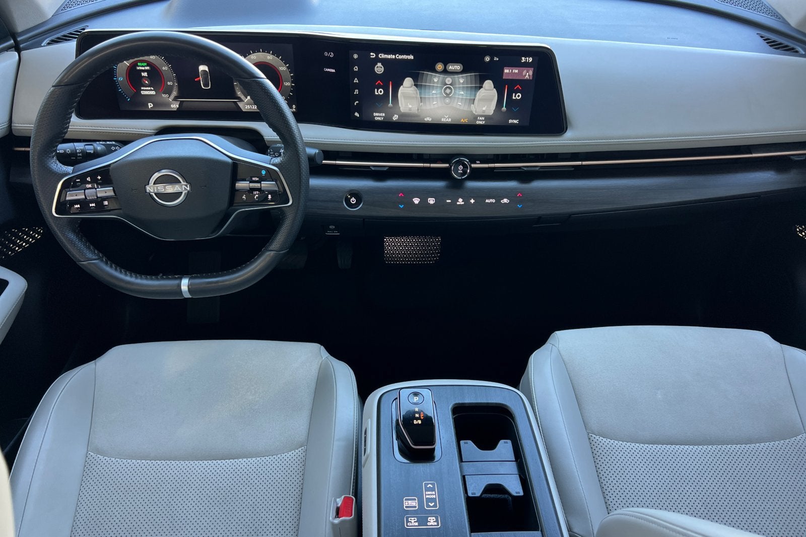 2023 Nissan Ariya EVOLVE+