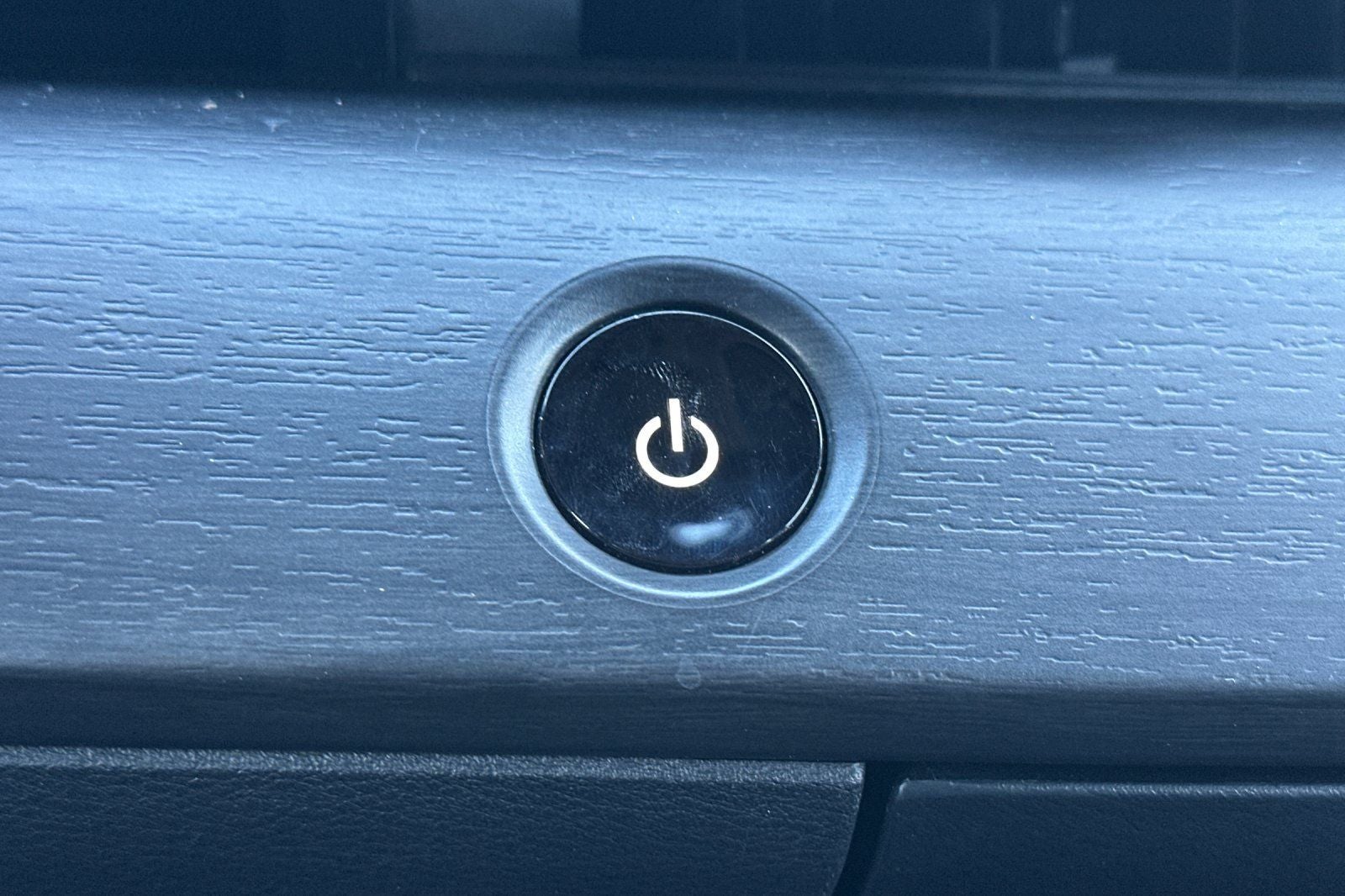 2024 Nissan Ariya EMPOWER+