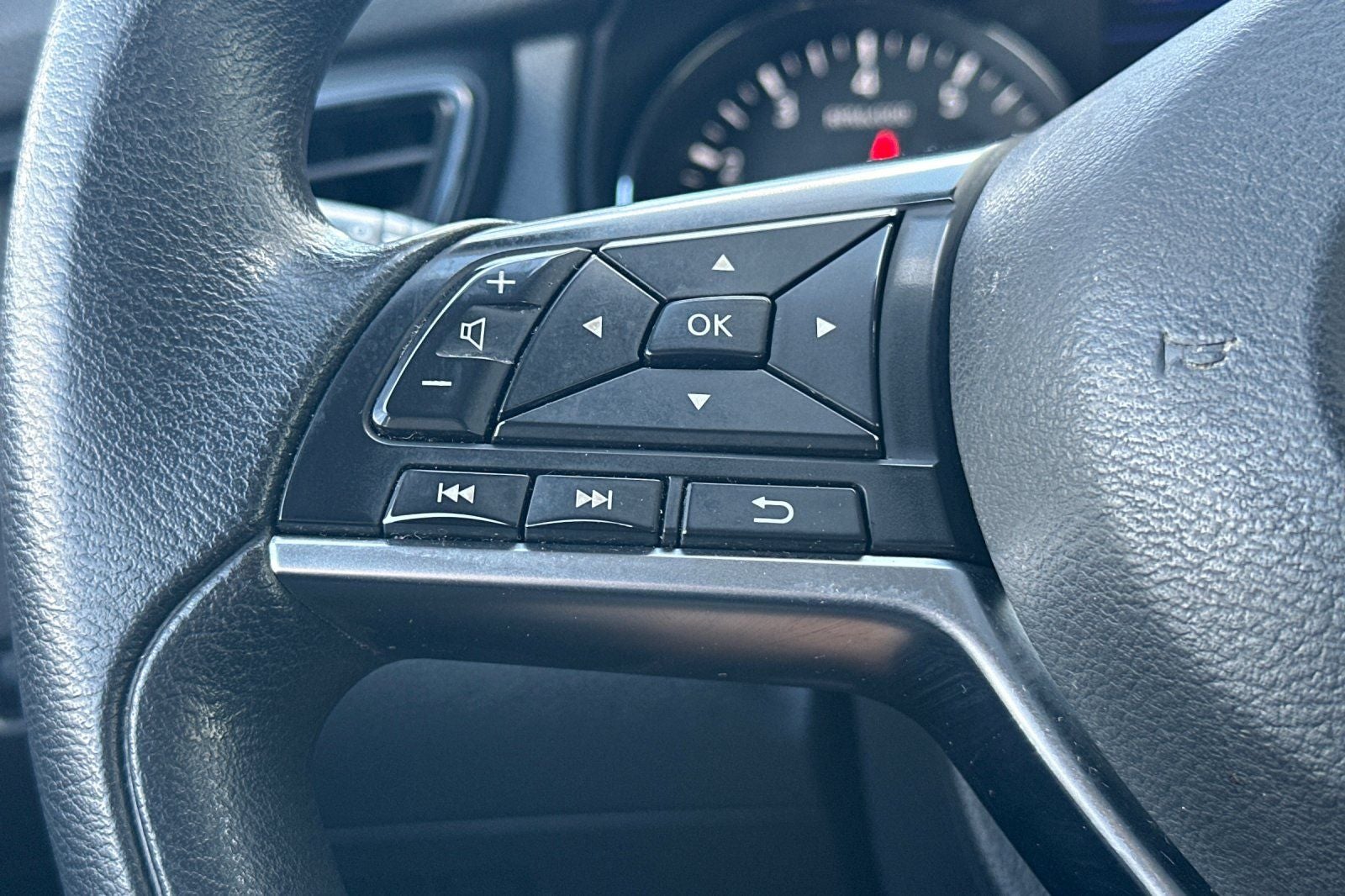 2019 Nissan Rogue S