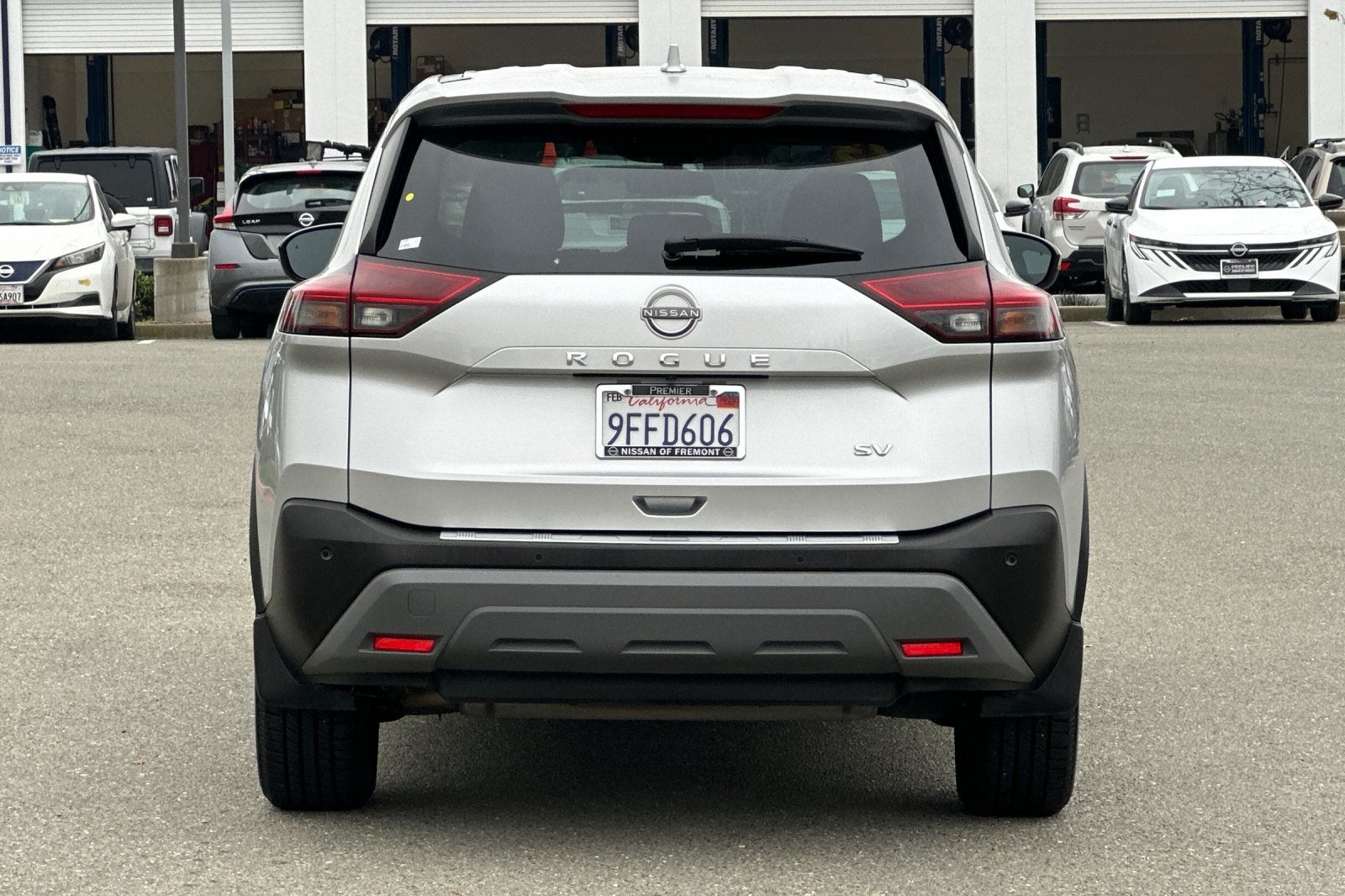 2023 Nissan Rogue SV