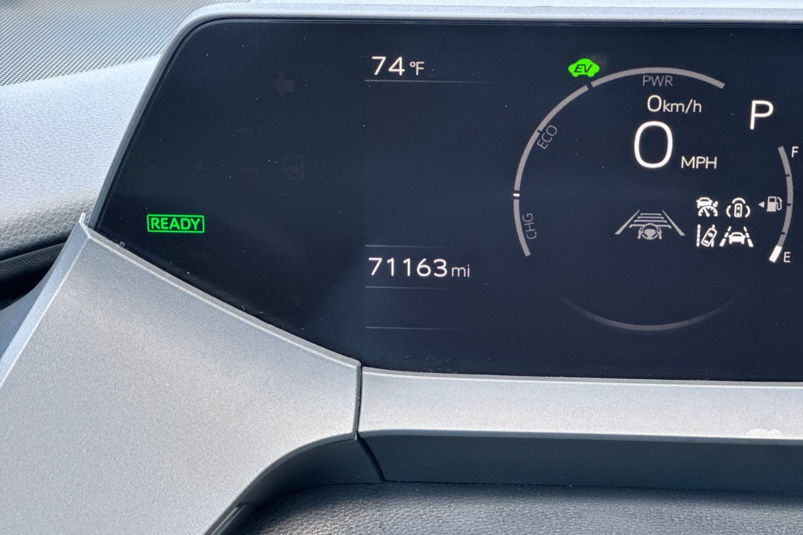 2023 Toyota Prius LE