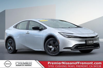 2024 Toyota Prius LE