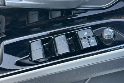 2025 Toyota bZ4X XLE