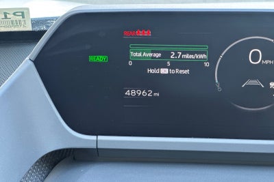 2025 Toyota bZ4X XLE