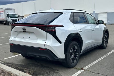 2025 Toyota bZ4X XLE