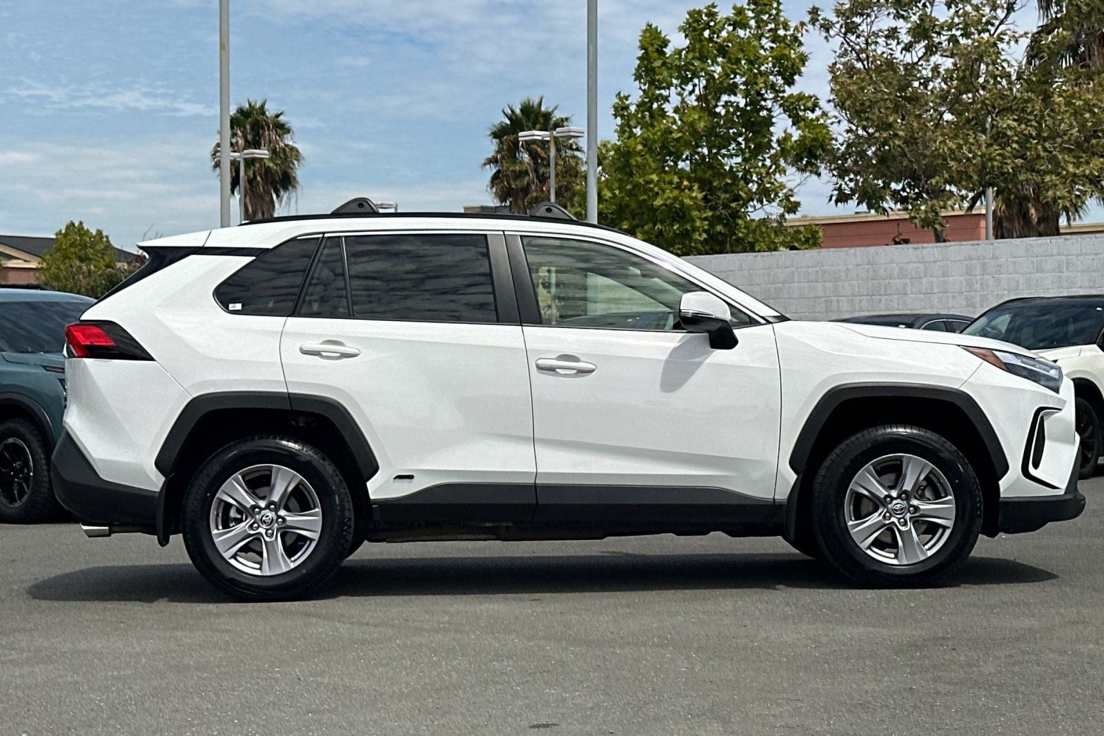 2024 Toyota RAV4 Hybrid LE