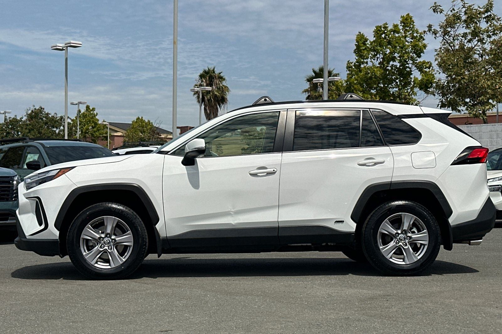2024 Toyota RAV4 Hybrid LE