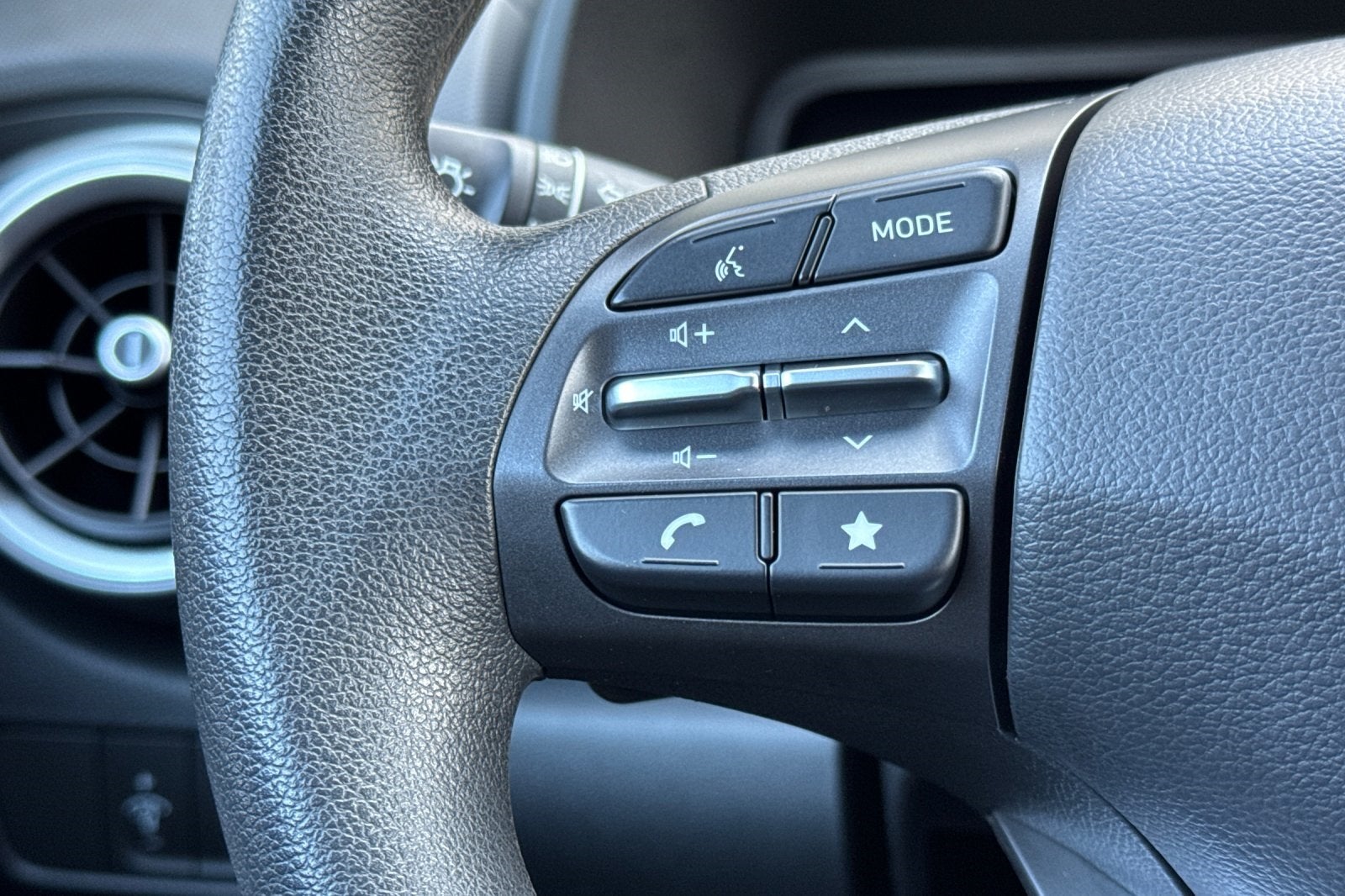 2023 Hyundai Kona Electric SE