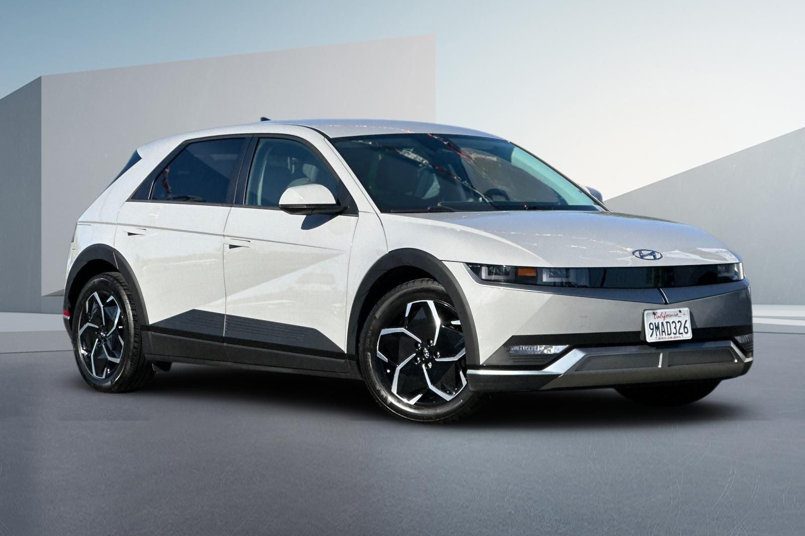 2024 Hyundai IONIQ 5 SE