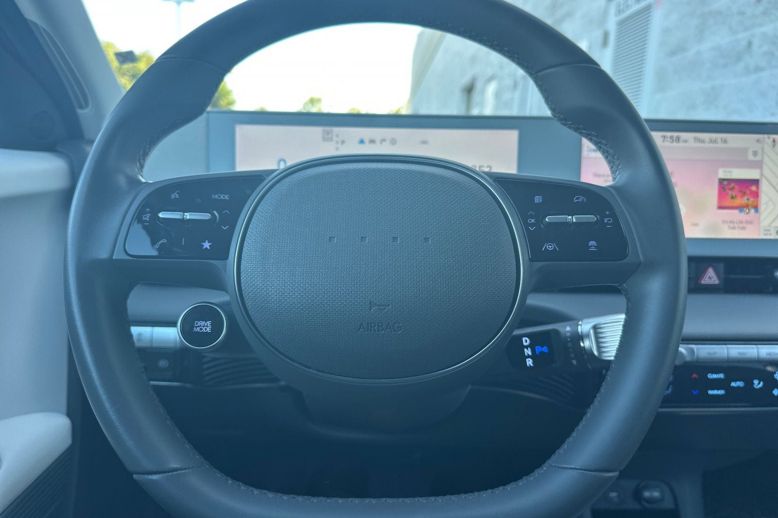 2024 Hyundai IONIQ 5 SE