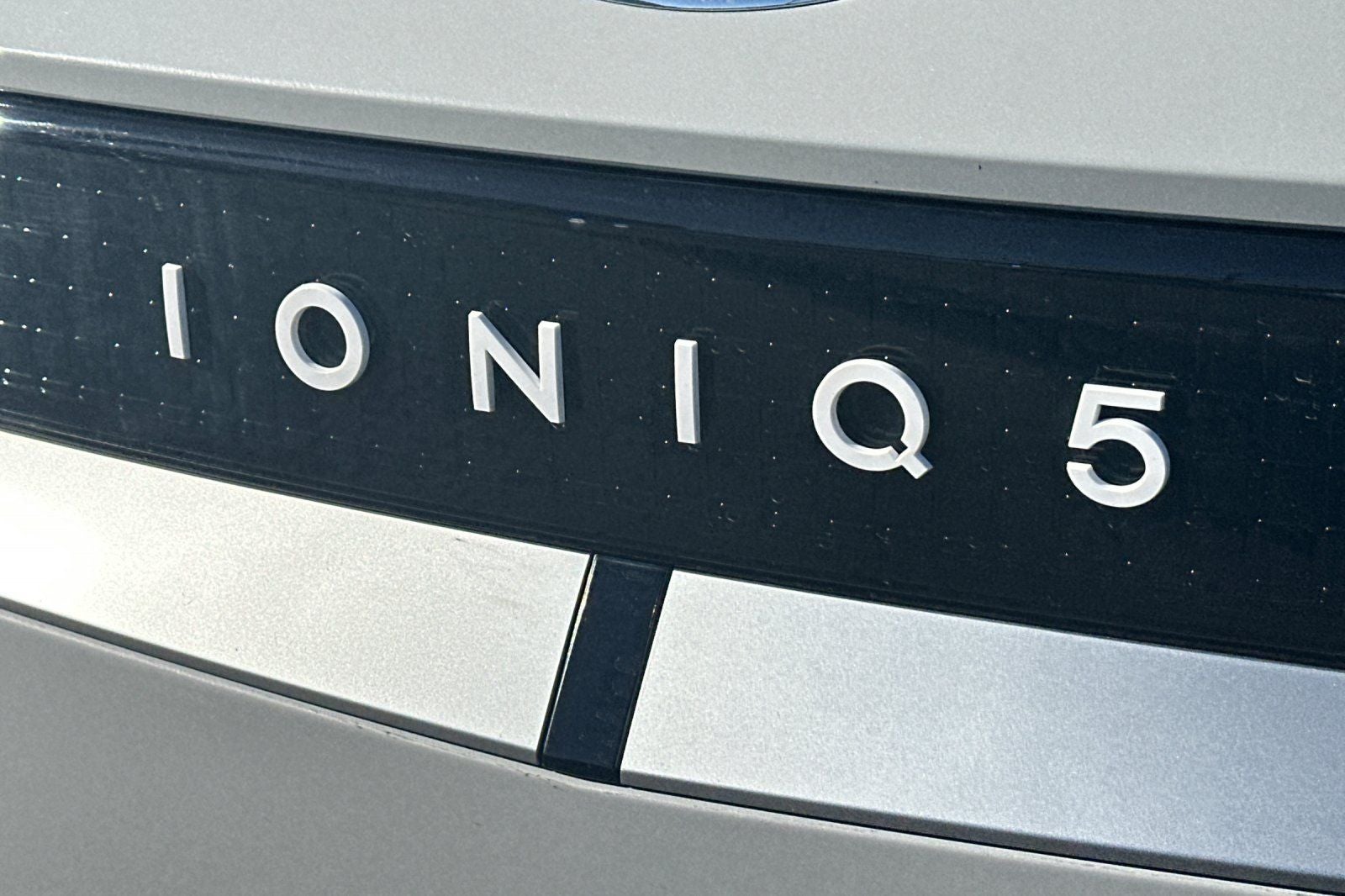 2024 Hyundai IONIQ 5 SE