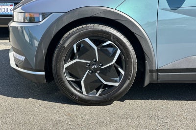 2024 Hyundai IONIQ 5 SE