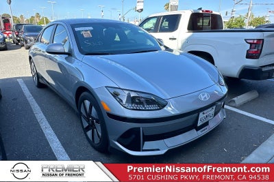 2023 Hyundai IONIQ 6 SE Standard Range