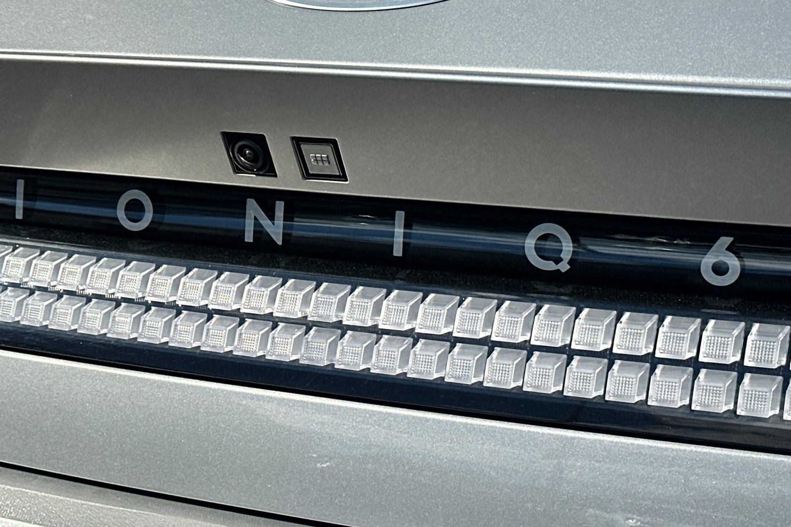 2023 Hyundai IONIQ 6 SE Standard Range