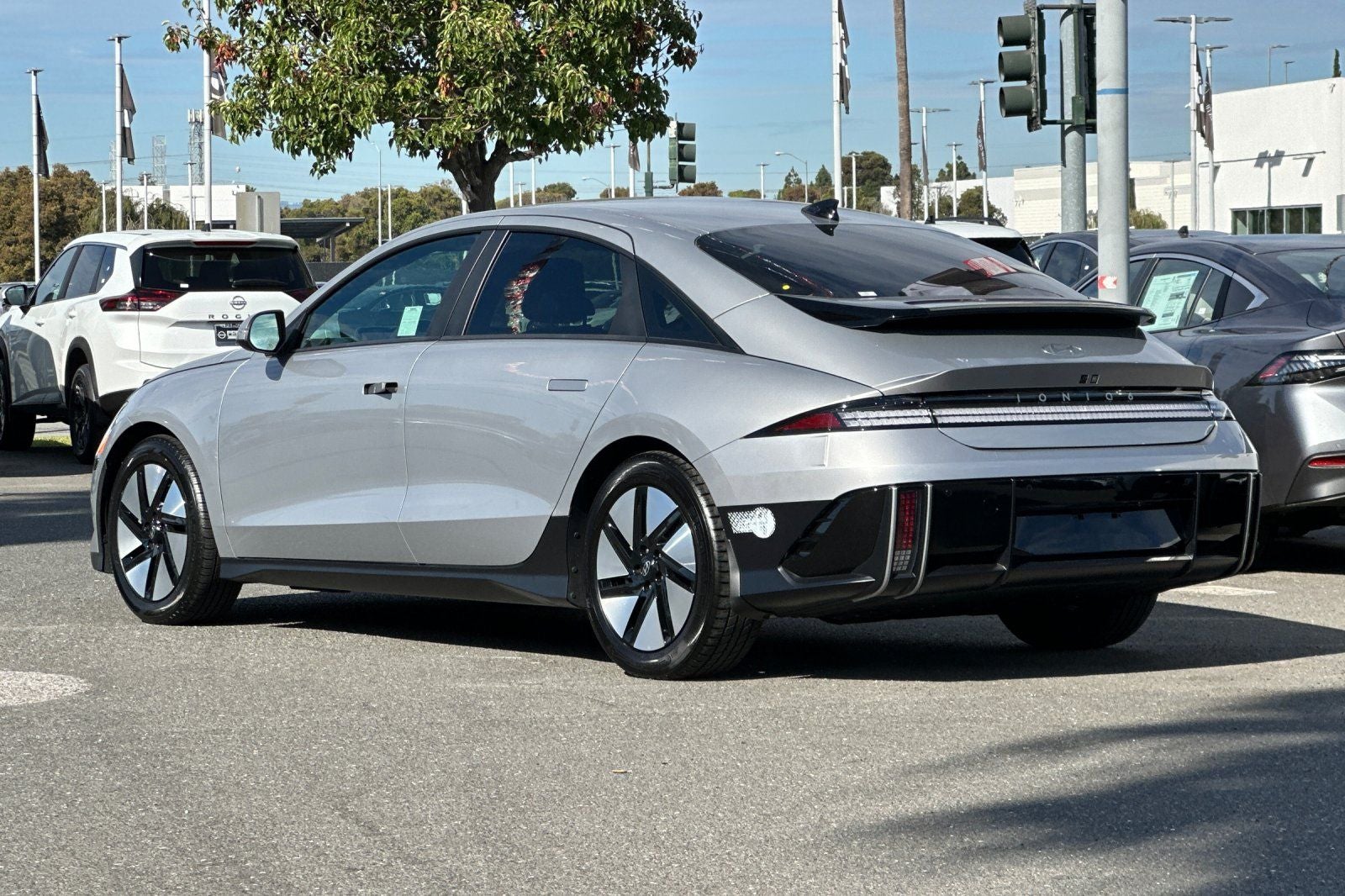 2023 Hyundai IONIQ 6 SE Standard Range
