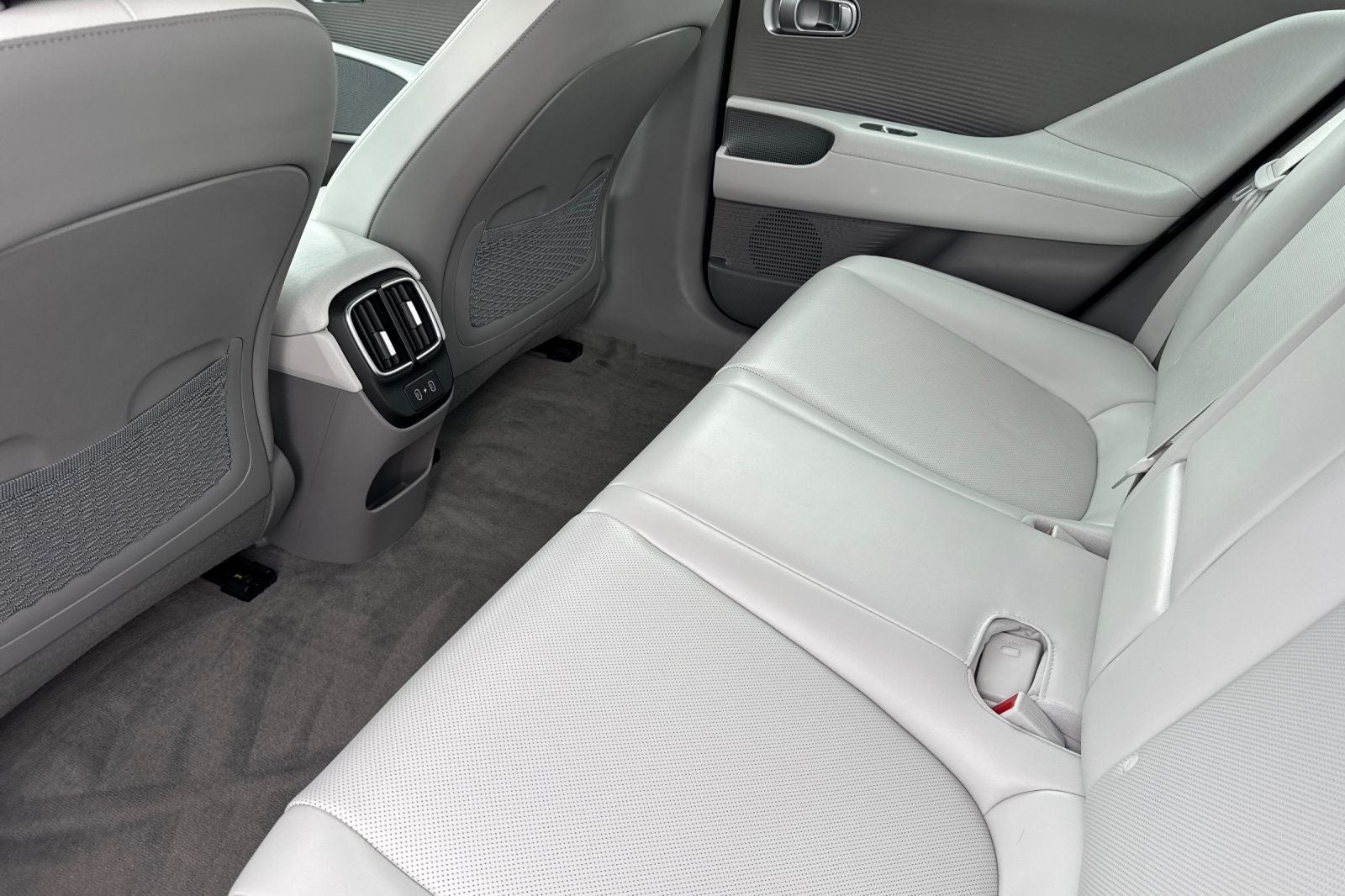 2024 Hyundai IONIQ 6 SEL