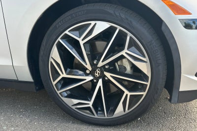 2024 Hyundai IONIQ 6 SEL