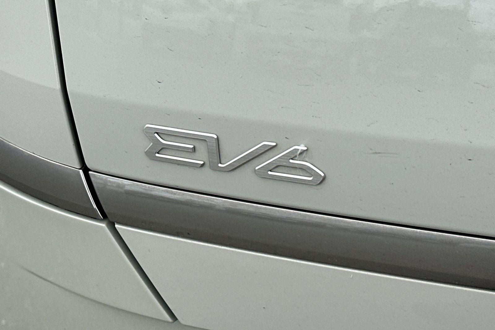2024 Kia EV6 Wind