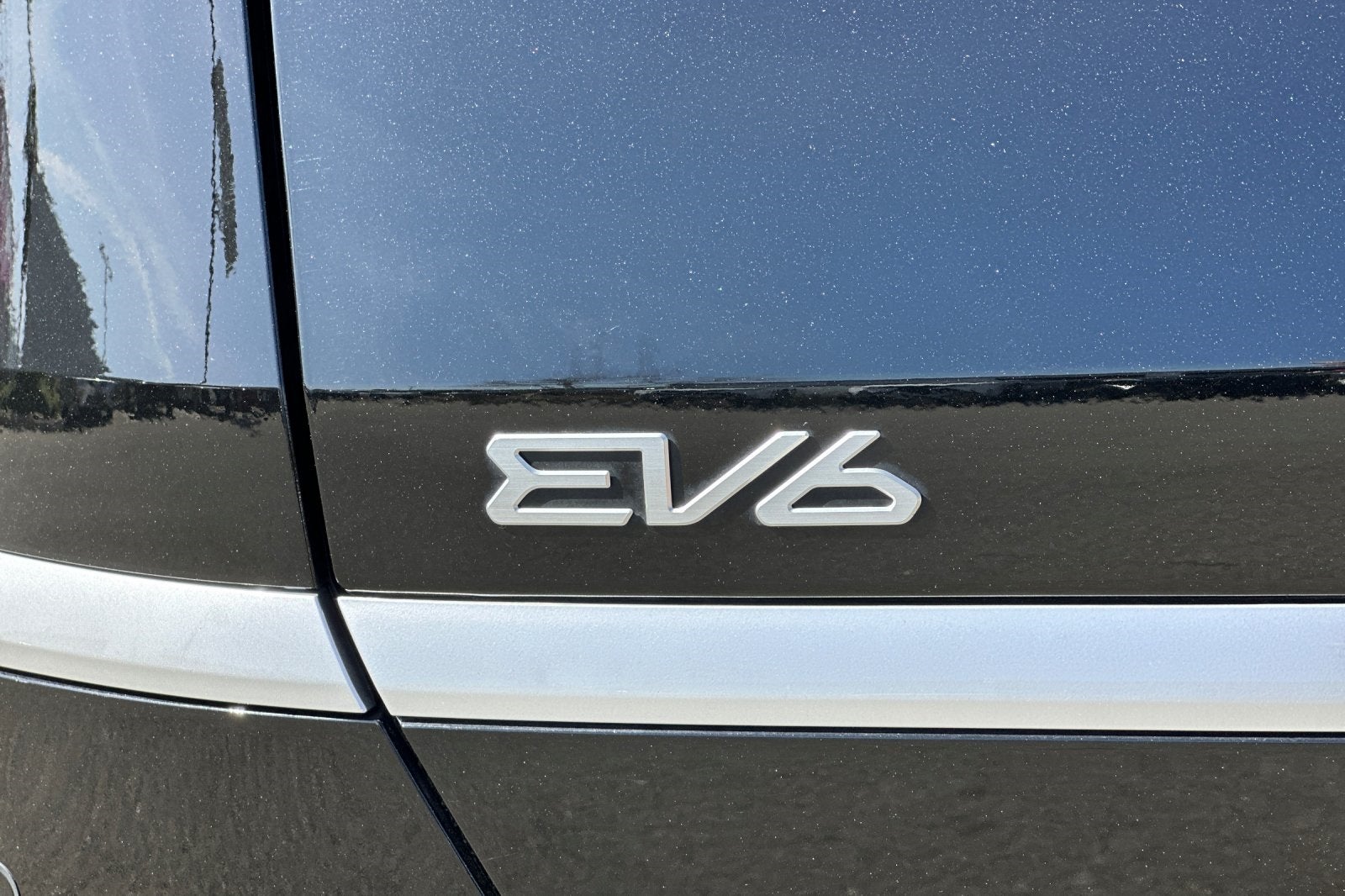 2024 Kia EV6 Light