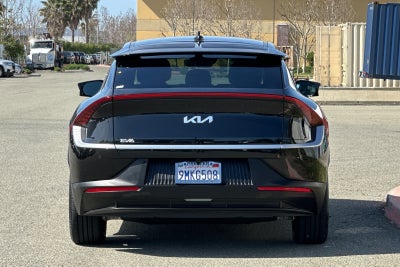 2024 Kia EV6 Light