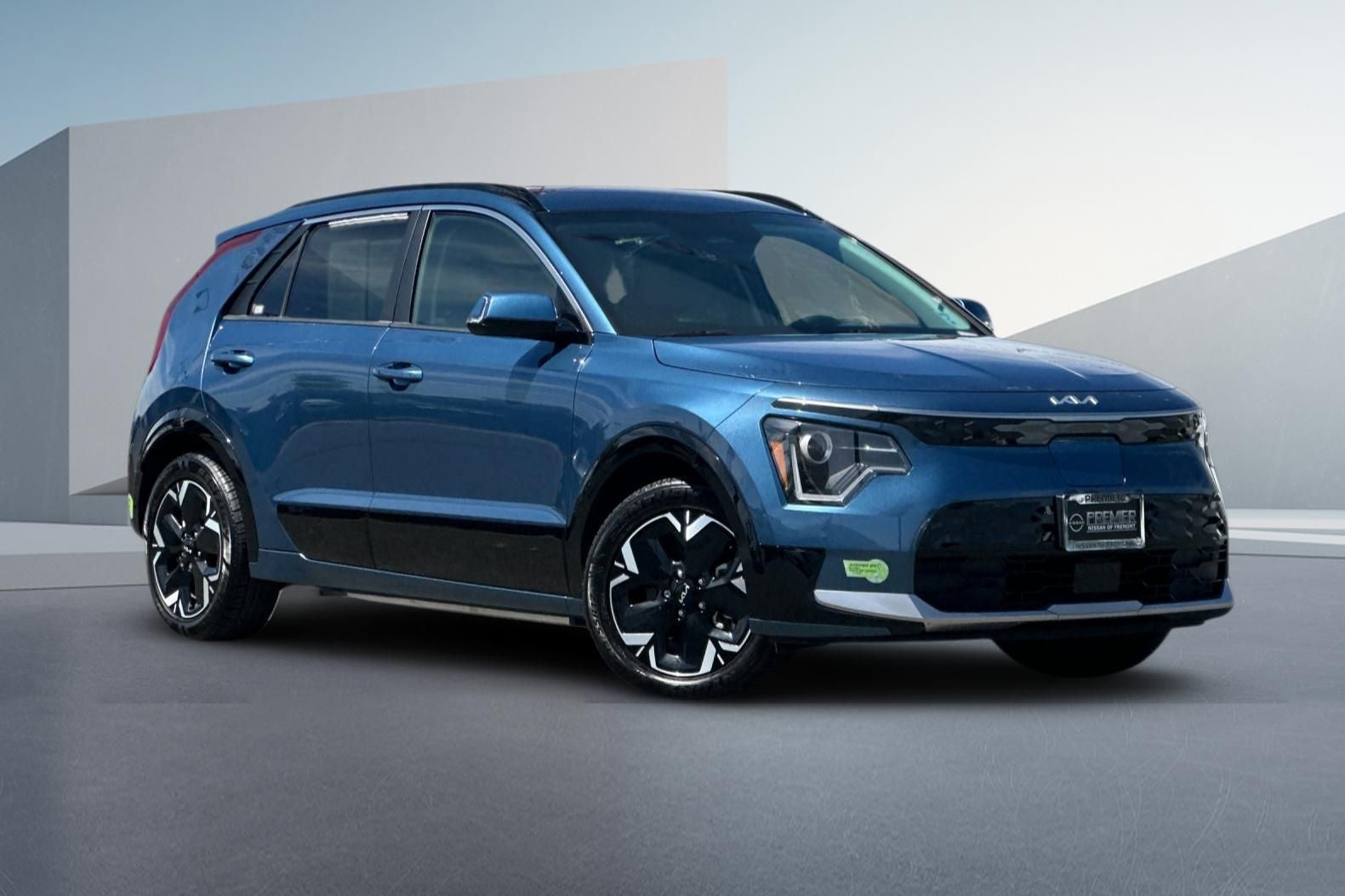 Used 2023 Kia Niro Wind with VIN KNDCR3L18P5038582 for sale in Fremont, CA