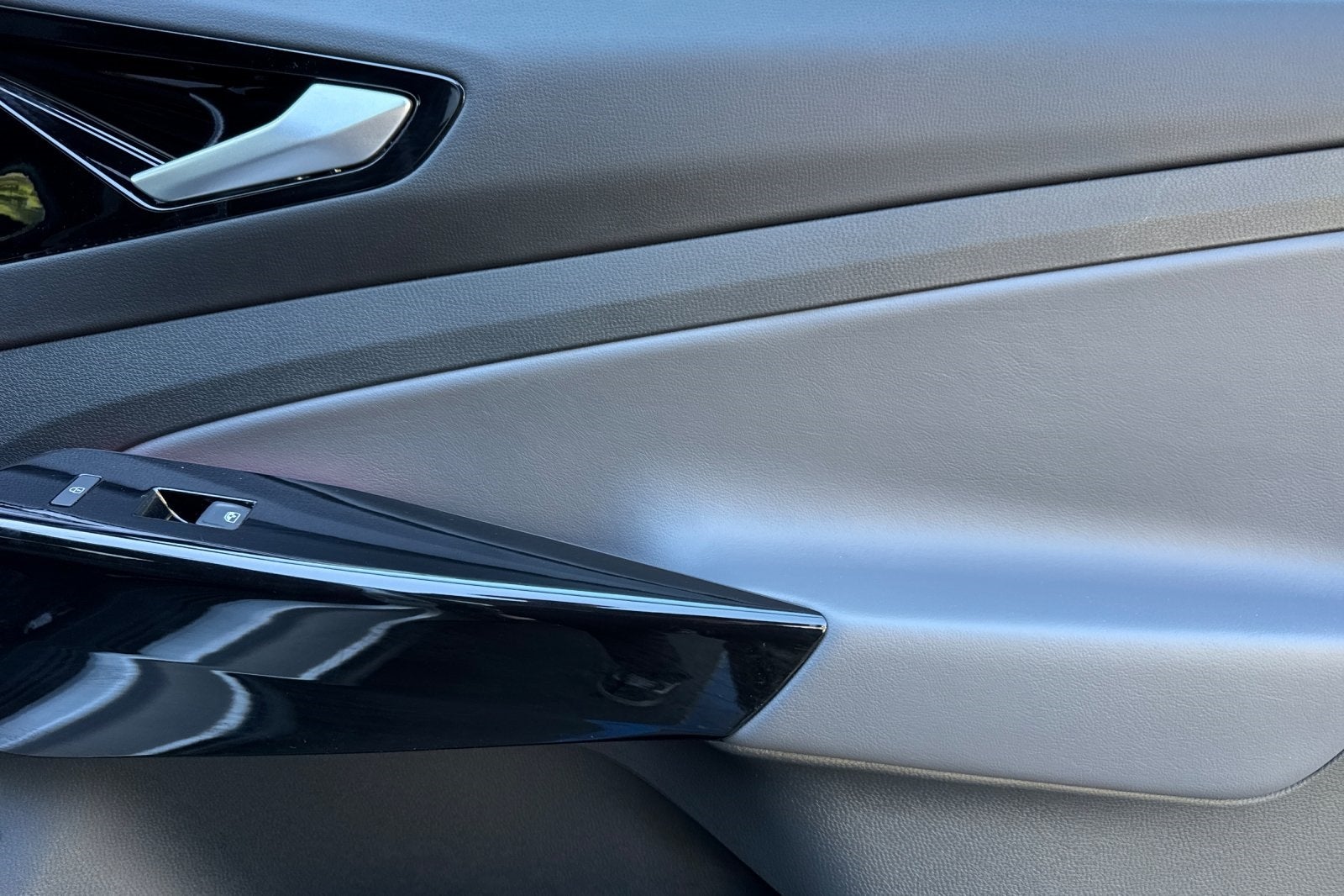 2022 Volkswagen ID.4 Pro