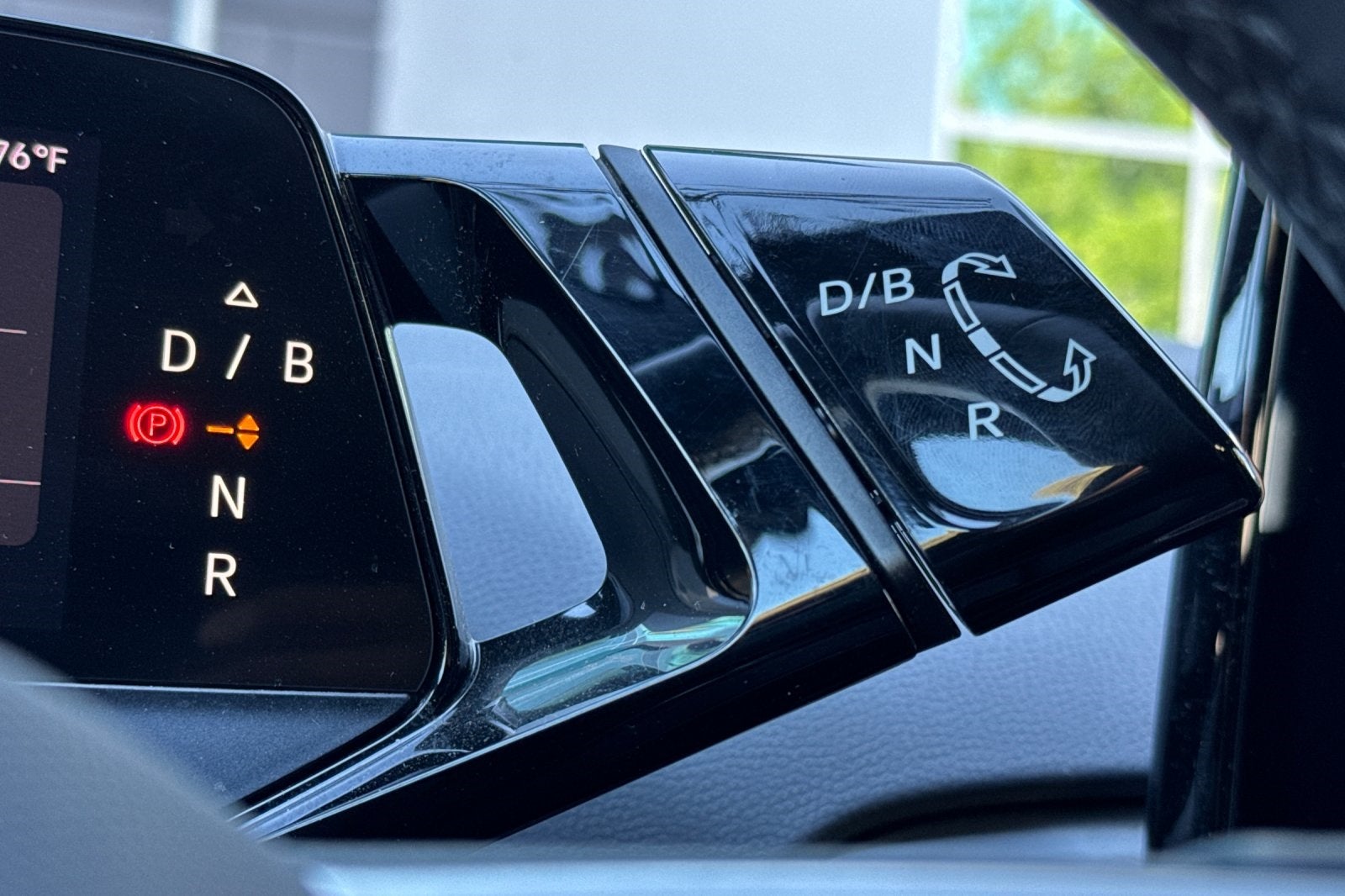 2022 Volkswagen ID.4 Pro