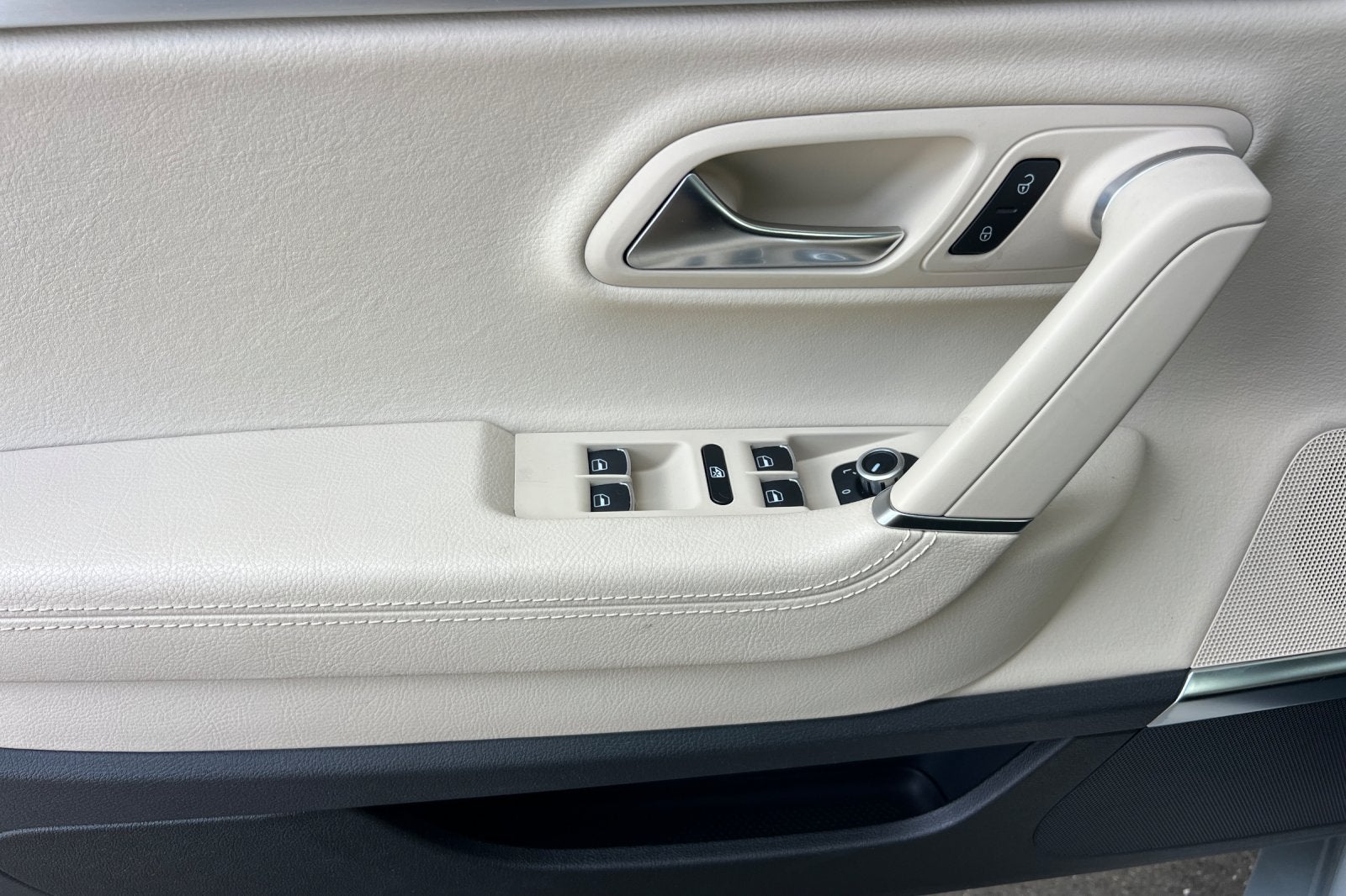 2010 Volkswagen CC Luxury