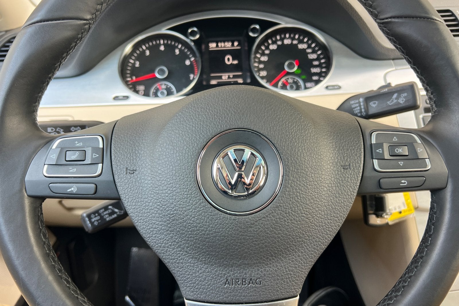 2010 Volkswagen CC Luxury