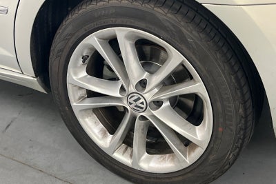 2010 Volkswagen CC Luxury