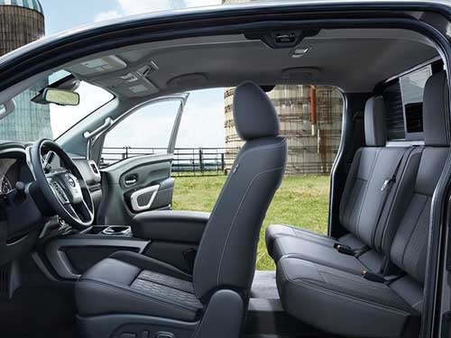 2024 Nissan Titan interior