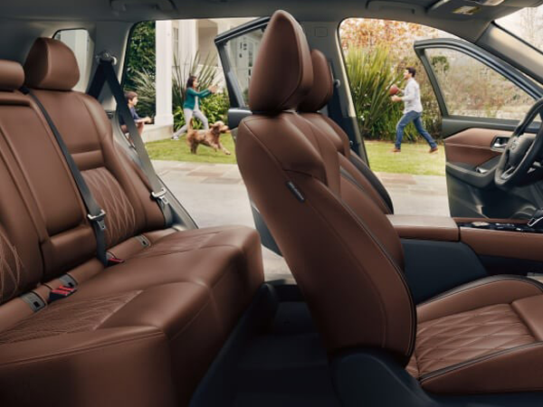 2025 Nissan Rogue interior